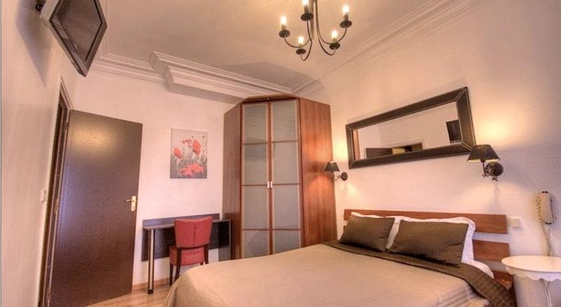 Hotel Le Twelve Paris Exterior photo
