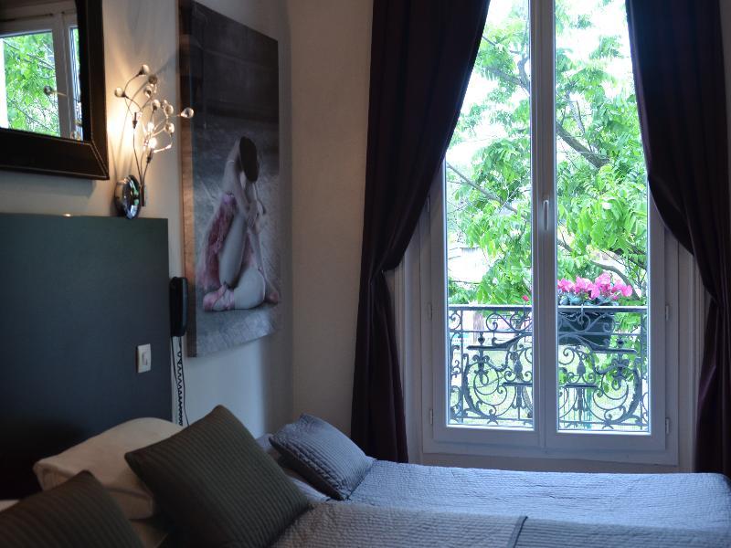 Hotel Le Twelve Paris Exterior photo